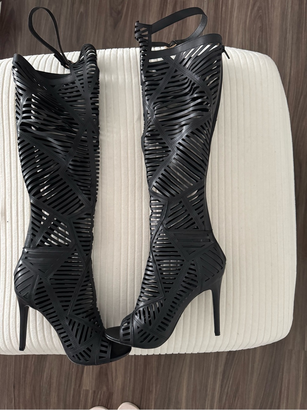 Black Laser-Cut Knee-High Gladiator Heels - Women's - Picture 11 of 11